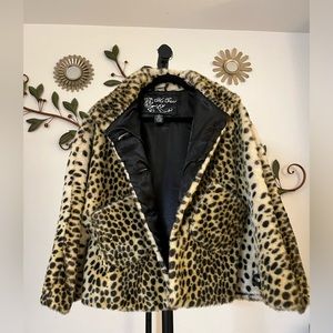 Cape Style Faux Fur
